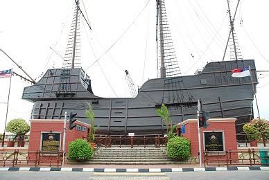 Harga tiket di sini bukannya. Tempat menarik Di Bandar Hilir - Muzium Samudera | dPuncak ...