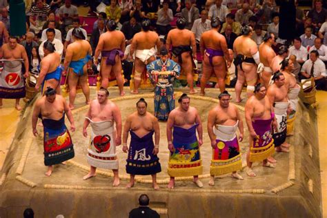 How To Buy Tickets For The Sumo In Tokyo