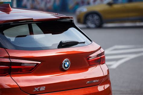 Bmw X2 M Sport X Mehr Fotos Zum City Suv In Sunset Orange