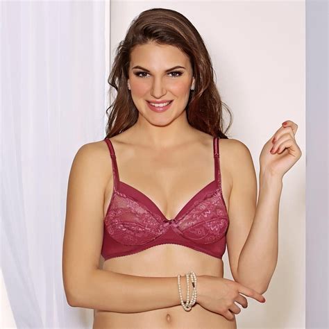 fashion non wired bra with lace in purple bras lace bras online lingerie shopping clovia