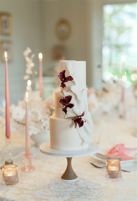 portfolio cove cake design luxury wedding cakes ireland