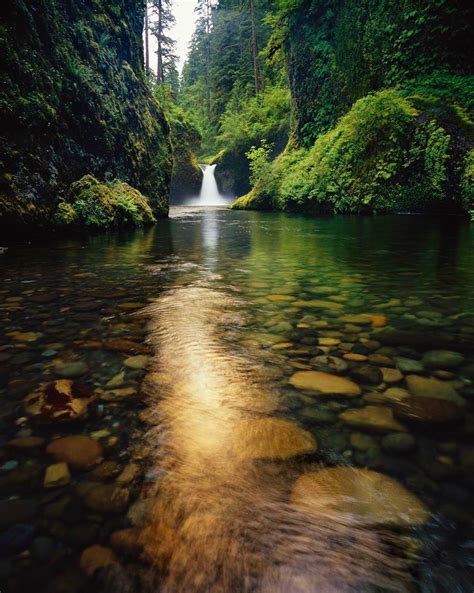 Punch Bowl Falls Toby Skov Nature Photography