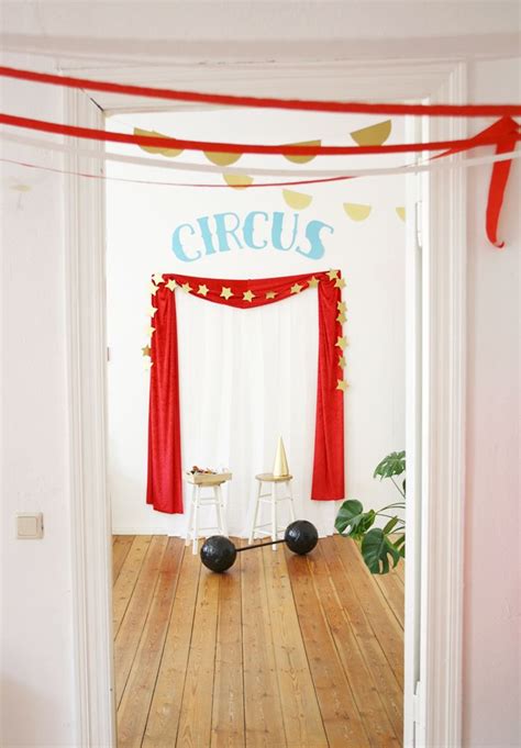 Circus Theme Party And Costumes Luloveshandmade Circus Theme Party Circus Birthday Party