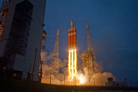 17 Hq Photos From Nasas Orion Launch Twistedsifter