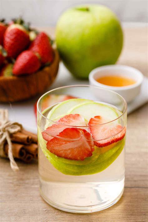 Apple cider vinegar is good for our health in every respect. 3 Fruit-Infused Apple Cider Vinegar Drinks for Bloating ...