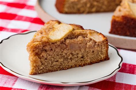 Cinnamon Apple Cake Is Sure To Impress Recipe Cake Recipes Easy