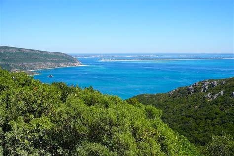 Qué Ver En Setúbal Las Mejores Playas De Arrábida Lugares De Interés