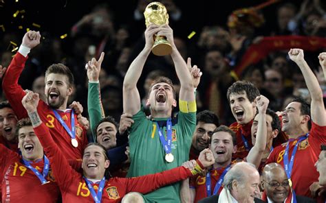 Dal 5° livello in poi. Spagna campione del mondo, sfioriscono i Tulipani: 1-0 ...