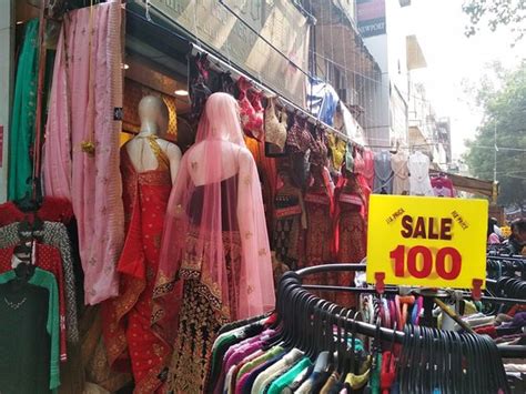 Sarojini Nagar Market New Delhi 2019 Alles Wat U Moet Weten Voordat Je Gaat Tripadvisor
