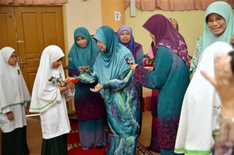 Tentatif program program pengenalan asas kursus klinikal ahad, 18 ogos 2014 : Majlis Khatam Al-Quran sempena ulangtahun Hari Keputeraan ...