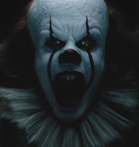 Pin By Randi Cassoutt On Pennywise The Dancing Clown Horror Movie