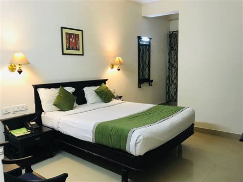 Looking for a excellent night life then check out myrtle and invest unforgettable evenings, check out the night groups, joint parts or take your family to museums, cinemas. Bellmount Resorts Munnar Hotel Price, Address & Reviews