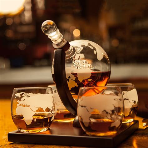 Choosing the best whiskey decanter could mean the difference between a balanced tasting whiskey and a sordid affair. Etched Globe Whiskey Decanter Set - Royal Decanters ...