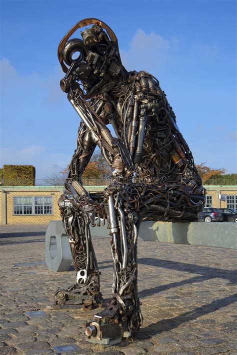 La Sculpture De Lhomme De Fer Copenhague Photo Stock éditorial Image