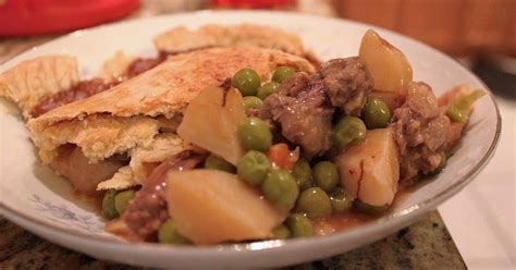 Prime rib sounds impressive, and it is. Leftover Prime Rib Pot Pie | Recipe | Leftover prime rib ...