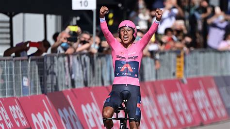 Maybe you would like to learn more about one of these? Egan Bernal, el gozo en una Colombia en duelo - The New ...