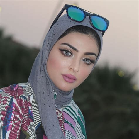Beautiful Kuwaiti Women