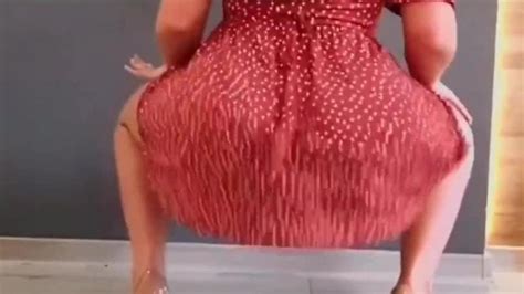 Thick Ass Yummy White Girl Twerking In Short Dress Porn Videos