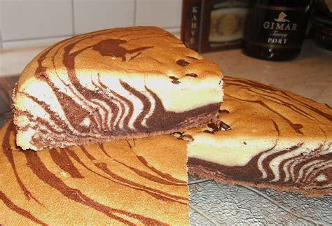 Diesen kuchen kennen viele russen aus ihrer kindheit, aber auch heute ist er sehr beliebt. Zebra - Kuchen (Rezept mit Bild) von Zwetschgennudel ...