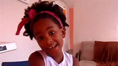 Menina De 8 Anos Faz Vídeos Contra O Preconceito