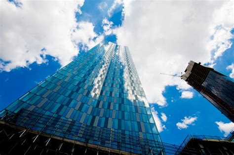 Watch How Manchesters Biggest Ever Skyscraper Shot Up To Soar Over The