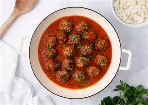 These Easy Porcupine Meatballs Are Made With A Delicious Mixture Of