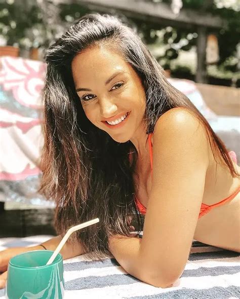 Emily Compagno Wikibio Bikini Spouse Instagram Hot Fox News
