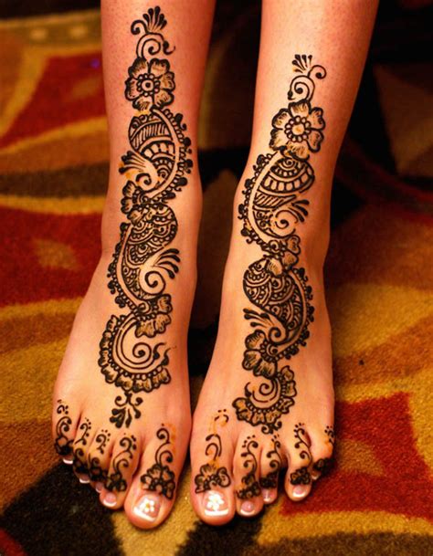 12 Beautiful Intricate Henna Tattoo Patters Design Swan