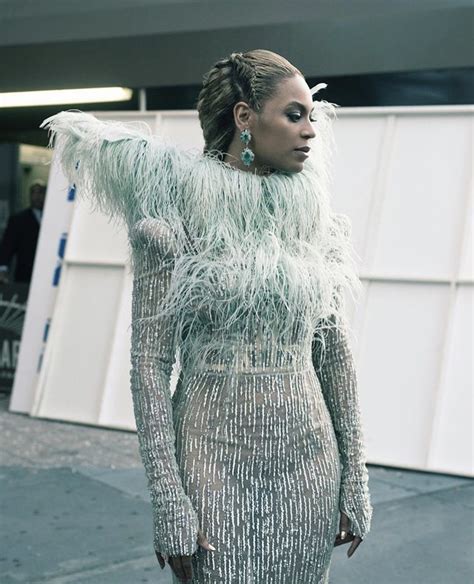 Happy Birthday Beyonce 10 Facts About Queen Bey The New