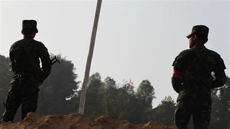 negentien doden bij gevechten tussen leger en rebellen in myanmar vrt nws nieuws