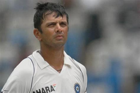 Roebuck was observing dravid withstand a fearsome australian pace attack with his trademark fortitude, attrition and immense powers of concentration. Rahul Dravid Full Biography, Age, Cricket Career, Unknown ...