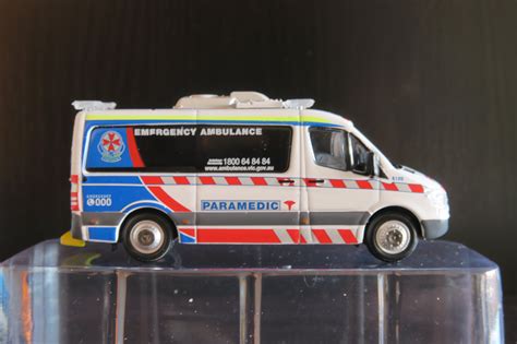 176 Ambulance Victoria Diecast Model Ambulance Metropolitan 6109