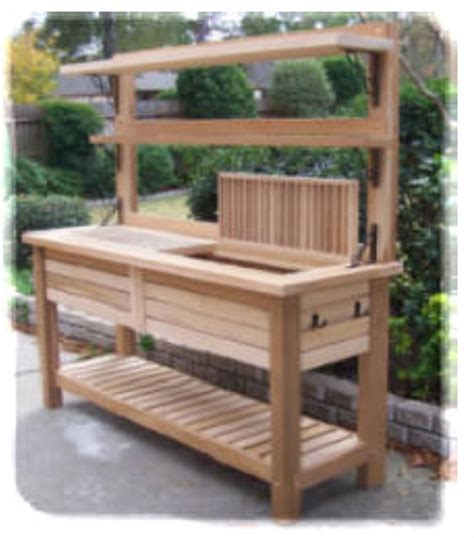 38 Charming Outdoor Garden Potting Bench Design Ideas