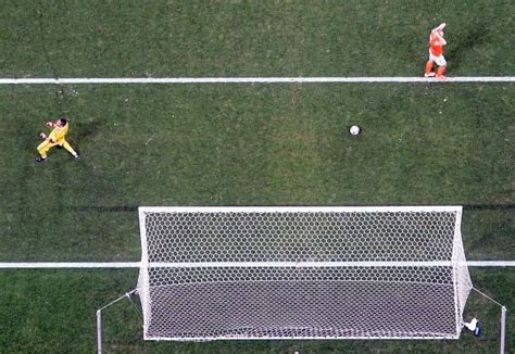 Did Ron Vlaar S Penalty Against Argentina Cross The Line And Why Was It Not Given