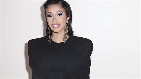 Watch Cardi B Claps Back At Haters Who Mock Her No Makeup Look