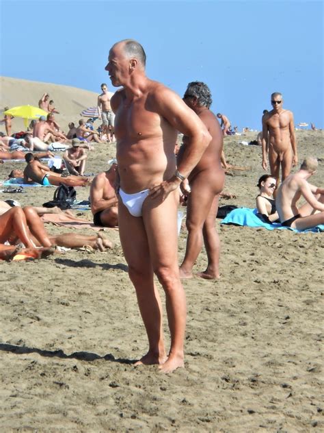 Speedo Man Laying On Beach My XXX Hot Girl