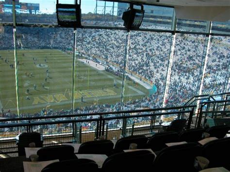 Lambeau Field Indoor Club Seating Views Section 686 Event Usa