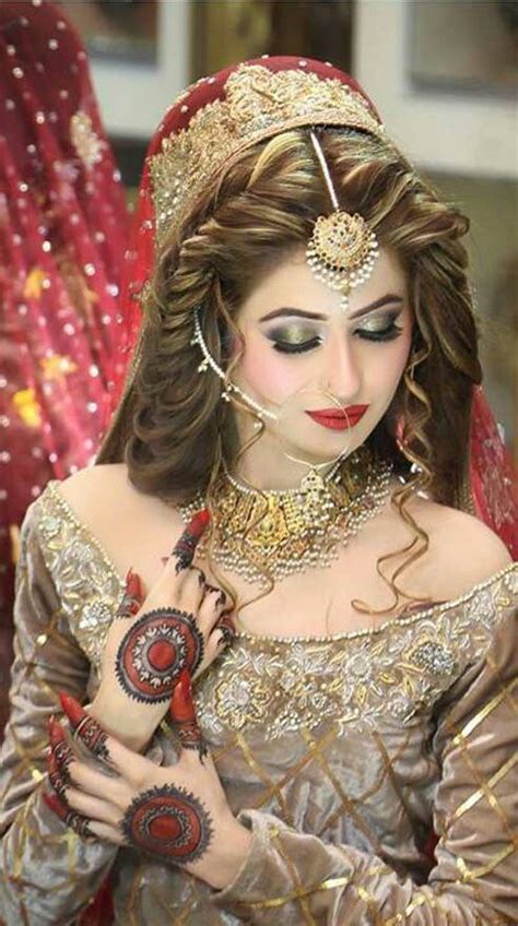 Pin By Ånam Khan💞 On Bridal Looks ♥♥♥♥ Pakistani Bridal Hairstyles
