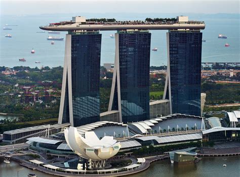 8 Best Singapore Luxury Hotels For A Staycation With Amazing Views