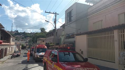 Pintor Sofre Queimaduras De Terceiro Grau Enquanto Trabalhava Em