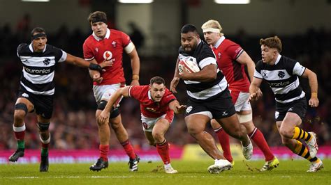 Wales 49-26 victory over Barbarians gives retiring legends fitting