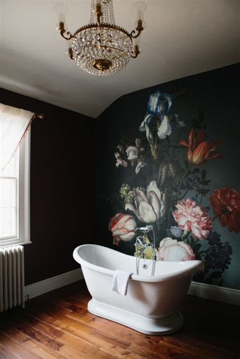 Make Your Home Bloom With These Floral Wallpaper Ideas