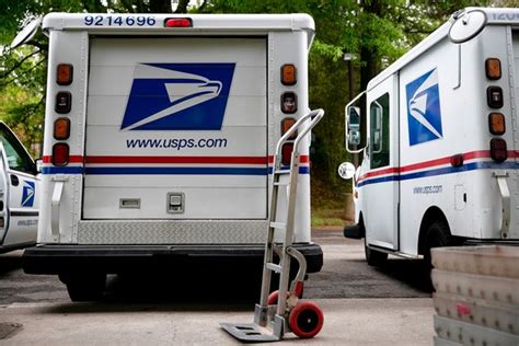 Postal Service Seeks To Retire The Old Mail Truck Wsj