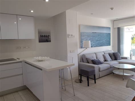 For many bedrooms, people want to have a sense of calming relaxation, with a breath of fresh air and having a white bedroom set can. Luxury 2 bedrooms suite in White Angel in Ibiza for sale