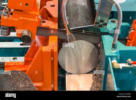 Metalworking Equipmentsemi Auto Bandsaw Machine Close Up At Blade