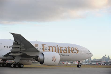 Emirates Worlds Largest Widebody Aircraft Fleet Aircraft Wallpapers Hd