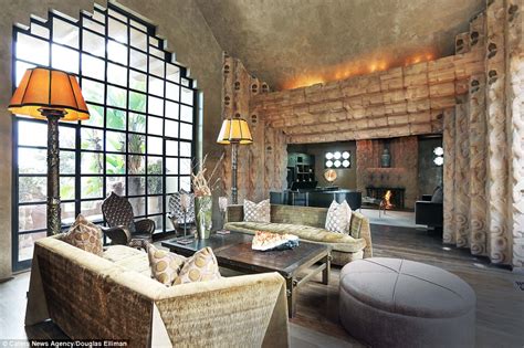 Black Dahlia Mansion Is Sold For 5m Daily Mail Online