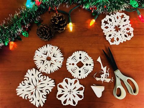 Todo está muy festivo, ¿ verdad, papaíto? 27 de diciembre de 2020 - Qué día festivo hoy, carteles y ...