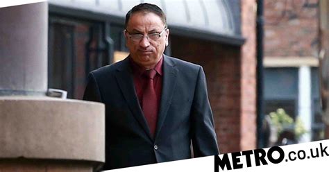 Doctor Struck Off For Secretly Taking 19000 Photos Of Female Patients Metro News