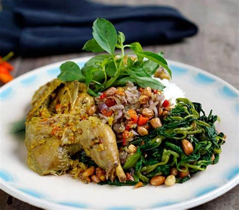 Namun, selain itu juga, ragam kuliner yang khas dan lezat dari bali menjadi daya tarik tersendiri. 10 Makanan Khas Bali yang Wajib Kamu Coba (2018 Update)